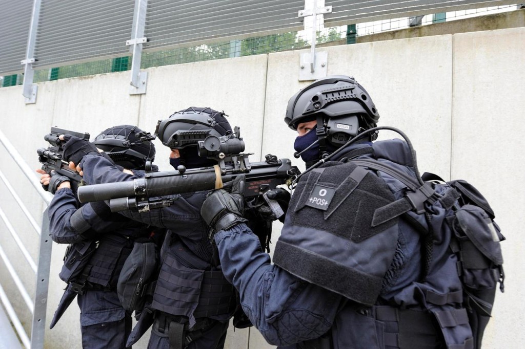 GIGN stacked up and ready to go.